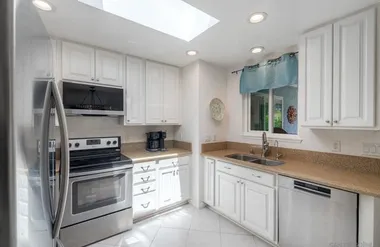 3597 PEAR BLOSSOM DR, OCEANSIDE, CA, 920..., Oceanside, CA 92057