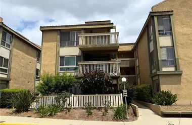 824 PINETREE CIR 36, THOUSAND OAKS, CA, ..., Thousand Oaks, CA 91360