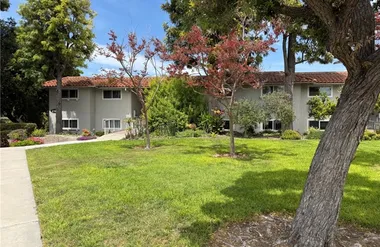 2186 VIA MARIPOSA E E A, LAGUNA WOODS, C..., Laguna Woods, CA 92637