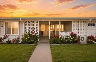 1621 MONTEREY RD M2-19D, SEAL BEACH, CA,..., Seal Beach, CA 90740