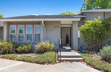 8933 YOLO 1307-B, HUNTINGTON BEACH, CA, ..., Huntington Beach, CA 92646