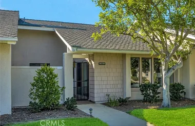 8605 SOLANO 1005-B, HUNTINGTON BEACH, CA..., Huntington Beach, CA 92646