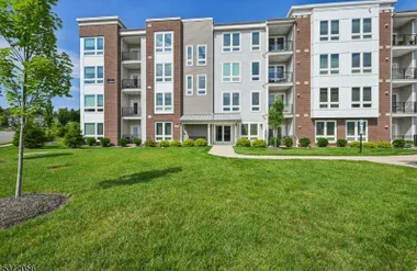1 VANDERBILT BLVD UNIT 403, FLORHAM PARK..., Florham Park, NJ 07932