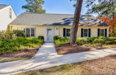 12 VILLAGE GREEN CIR 12, SOUTHERN PINES,..., Southern Pines, NC 28387