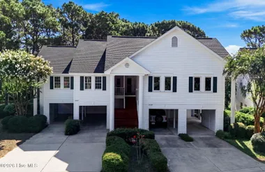3167 LAKESIDE COMMONS DR 1, SOUTHPORT, N..., Southport, NC 28461