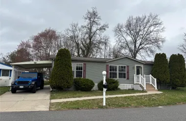 1661 OLD COUNTRY RD 417, RIVERHEAD, NY, ..., Riverhead, NY 11901