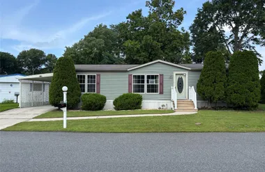 1661 OLD COUNTRY RD 417, RIVERHEAD, NY, ..., Riverhead, NY 11901