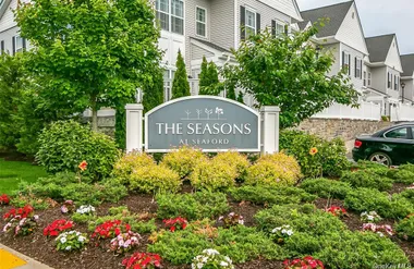 54 SPRING DR, HEMPSTEAD, NY, 11783, Hempstead, NY 11783