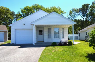 5190 VILLAGE CIR, BROOKHAVEN, NY, 11949, Brookhaven, NY 11949