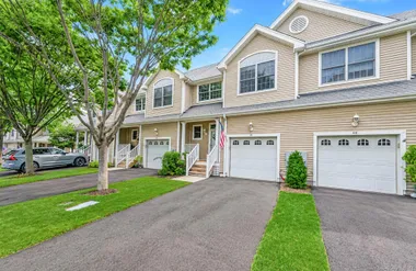 66 BRIANNA DR, BROOKHAVEN, NY, 11733, Brookhaven, NY 11733