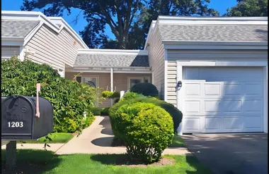 1203 CABOT CT, SMITHTOWN, NY, 11780, Smithtown, NY 11780