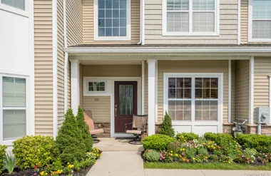 132 HALLEY DR, BROOKHAVEN, NY, 11772, Brookhaven, NY 11772