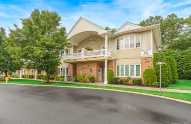 30 SARAH CT, BABYLON, NY, 11701, Babylon, NY 11701