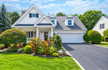 90 GOLDEN SPRUCE DR, RIVERHEAD, NY, 1193..., Riverhead, NY 11933