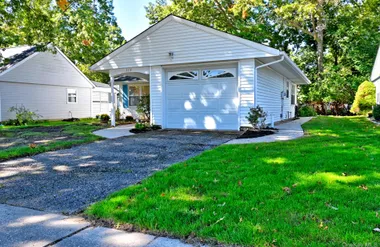 177 CANTERBURY DR, BROOKHAVEN, NY, 11961, Brookhaven, NY 11961