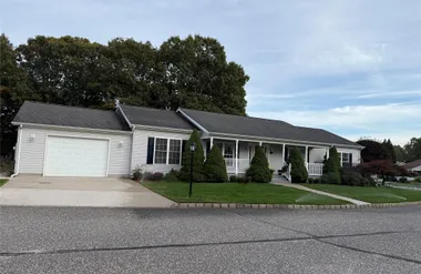 1407 MIDDLE RD 271, RIVERHEAD, NY, 11933, Riverhead, NY 11933