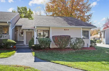 98 MOLLY PITCHER LN A, YORKTOWN HEIGHTS,..., Yorktown Heights, NY 10598