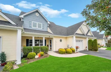 4 HAVERTON CT, RIVERHEAD, NY, 11901, Riverhead, NY 11901