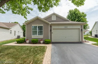 16601 GRANDWOOD LAKE DR, CREST HILL, IL,..., Crest Hill, IL 60403