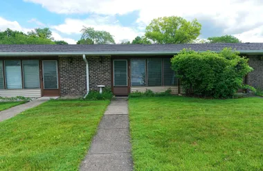 7415 CLARENDON CT 69, FOX LAKE, IL, 6002..., Fox Lake, IL 60020