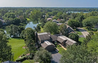 463 WOODVIEW RD, LAKE BARRINGTON, IL, 60..., Lake Barrington, IL 60010