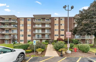 2900 MAPLE AVE 18A, DOWNERS GROVE, IL, 6..., Downers Grove, IL 60515
