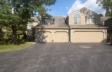 1249 OAK HILL RD CONDO, LAKE BARRINGTON,..., Lake Barrington, IL 60010