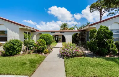 2153 PUEBLO CIR V14, SARASOTA, FL, 34231, Sarasota, FL 34231
