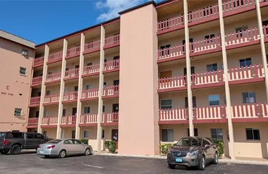 4087 LAKE BAYSHORE DR 312, BRADENTON, FL..., Bradenton, FL 34205