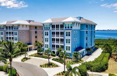376 ARUBA CIR 301, BRADENTON, FL, 34209, Bradenton, FL 34209