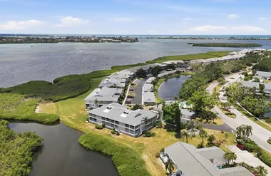 1103 EDGEWATER CIR 1103, BRADENTON, FL, ..., Bradenton, FL 34209