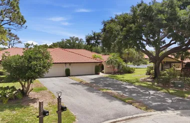 5451 GOLF POINTE DR V-225, SARASOTA, FL,..., Sarasota, FL 34243
