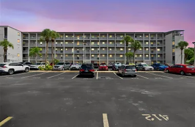 3074 LAKE BAYSHORE DR O-120, BRADENTON, ..., Bradenton, FL 34205