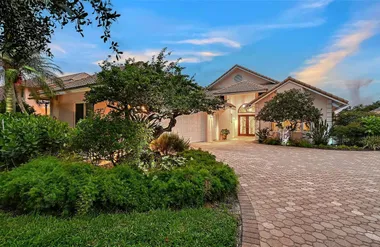 5476 GOLF POINTE DR, SARASOTA, FL, 34243, Sarasota, FL 34243