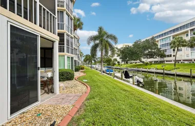 1300 N PORTOFINO DR 105, SARASOTA, FL, 3..., Sarasota, FL 34242