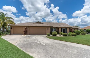 301 THORN HILL PL, SUN CITY CENTER, FL, ..., Sun City Center, FL 33573