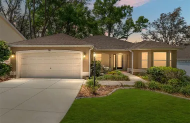 110 CHULA VISTA AVE, LADY LAKE, FL, 3215..., Lady Lake, FL 32159