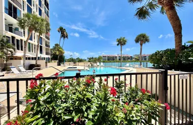 7400 SUN ISLAND DR 111, SOUTH PASADENA, ..., South Pasadena, FL 33707