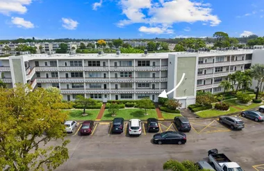 126 SOUTHAMPTON B 126, WEST PALM BEACH, ..., West Palm Beach, FL 33417