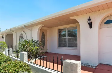 1027 BLUEWATER DR, SUN CITY CENTER, FL, ..., Sun City Center, FL 33573