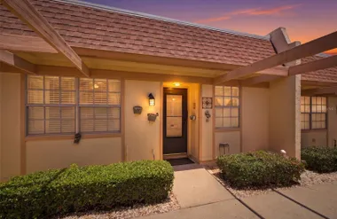 11210 CARRIAGE HILL DR 5, PORT RICHEY, F..., Port Richey, FL 34668