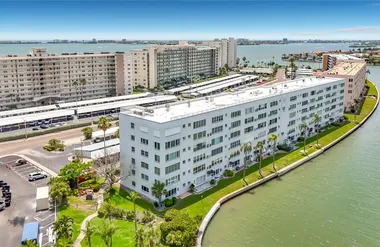 5925 SHORE BLVD 107, GULFPORT, FL, 33707, Gulfport, FL 33707