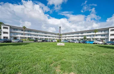 2001 WORLD PARKWAY BLVD 39, CLEARWATER, ..., Clearwater, FL 33763