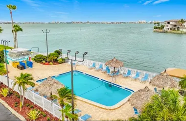 6025 SHORE BLVD 106, GULFPORT, FL, 33707, Gulfport, FL 33707