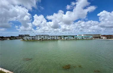 6025 SHORE BLVD 415, GULFPORT, FL, 33707, Gulfport, FL 33707