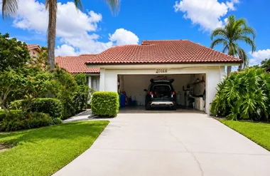 4068 WILSHIRE CIR 145, SARASOTA, FL, 342..., Sarasota, FL 34238