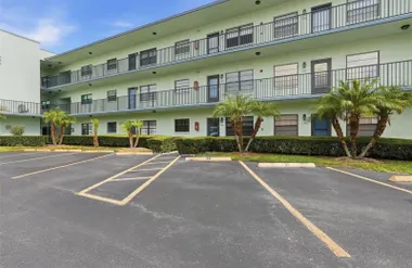 5973 TERRACE PARK DR 109, ST PETERSBURG,..., St Petersburg, FL 33709
