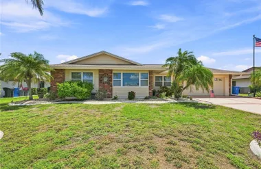 1405 HACIENDA DR, SUN CITY CENTER, FL, 3..., Sun City Center, FL 33573
