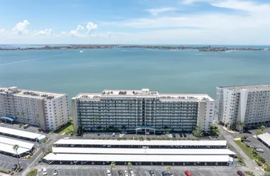 6020 SHORE BLVD 412, GULFPORT, FL, 33707, Gulfport, FL 33707