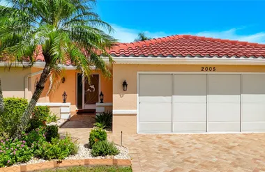 2005 NEW BEDFORD DR, SUN CITY CENTER, FL..., Sun City Center, FL 33573